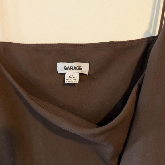 Garage crop top - Picture 3 of 3